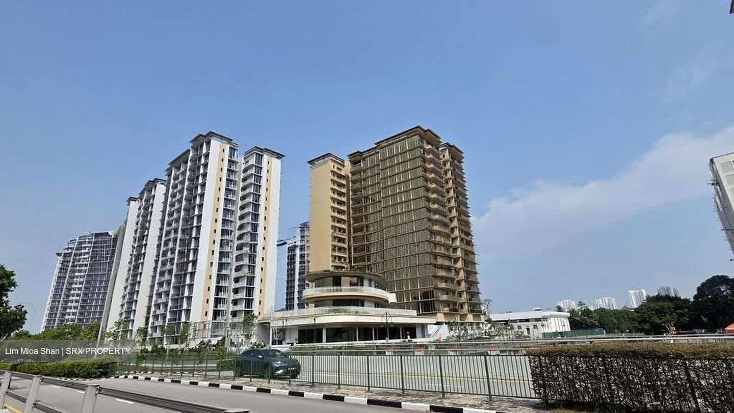 Dakota Crescent (D14), Condominium #625707481